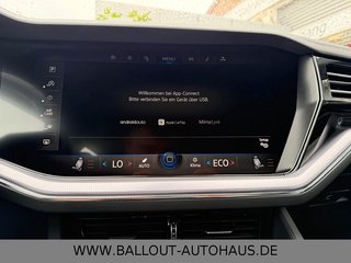 Volkswagen Touareg R-Line 4x4*HUD*SPUR*TOT*DYN*AHK*PAN*STHZ - foto 30