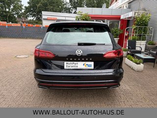 Volkswagen Touareg R-Line 4x4*HUD*SPUR*TOT*DYN*AHK*PAN*STHZ - foto 6