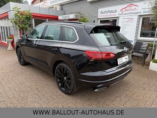 Volkswagen Touareg R-Line 4x4*HUD*SPUR*TOT*DYN*AHK*PAN*STHZ - foto 7