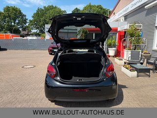 Peugeot 208 Style*1.HAND*KLIMA*PANO*TEMP*EURO6*SHZ*EURO6 - bilder 1