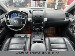Volkswagen Touareg 3.2 V6*KLIMA*GSD*TEMPO*LEDER*TÜV 01/2026 - bilder 6