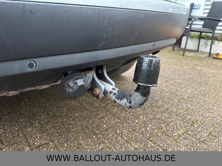 Volkswagen Touareg 3.2 V6*KLIMA*GSD*TEMPO*LEDER*TÜV 01/2026 - bilder 8