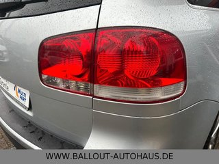 Volkswagen Touareg 3.2 V6*KLIMA*GSD*TEMPO*LEDER*TÜV 01/2026 - bilder 9
