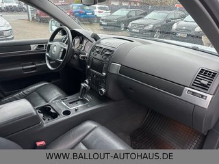 Volkswagen Touareg 3.2 V6*KLIMA*GSD*TEMPO*LEDER*TÜV 01/2026 - bilder 10