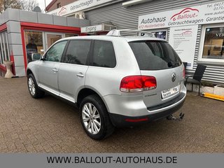 Volkswagen Touareg 3.2 V6*KLIMA*GSD*TEMPO*LEDER*TÜV 01/2026 - bilder 6