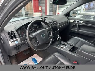 Volkswagen Touareg 3.2 V6*KLIMA*GSD*TEMPO*LEDER*TÜV 01/2026 - bilder 8