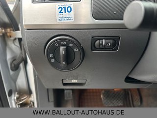 Volkswagen Touareg 3.2 V6*KLIMA*GSD*TEMPO*LEDER*TÜV 01/2026 - bilder 10