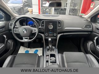 Renault Megane IV BOSE-Edition*2.HAND*LED*GARANTIE* - photo 7