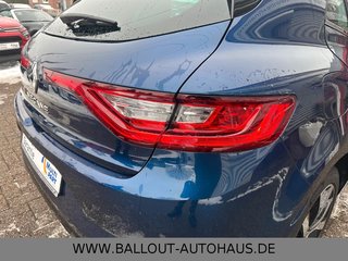 Renault Megane IV BOSE-Edition*2.HAND*LED*GARANTIE* - photo 21