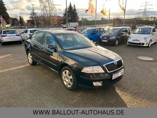 Skoda Octavia Elegance*2.HAND*KLIMA*AHK*TEMPO*NAVI* - foto 4