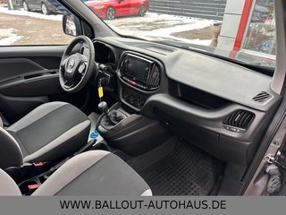 Fiat Doblo SX Maxi*2.HAND*NAVI*TEMPO*KAMERA*5*SITZER* - bilder 8