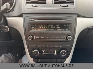 Skoda Yeti Ambition*KLIMA*TEMPO*AHK*SHZ*ISO*PDC*EURO5* - bilder 18