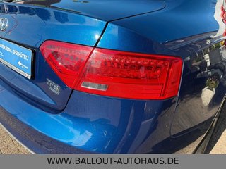 Audi A5 Coupe 2.0 TFSI QUATTRO*1.HAND*S-LINE* - foto 4