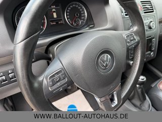 Volkswagen Touran Highline*2.HAND*KLIMA*NAVI*TEMPO*AHK*SHZ* - bilder 1