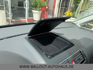 Volkswagen Touran Highline*2.HAND*KLIMA*NAVI*TEMPO*AHK*SHZ* - bilder 17