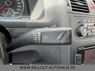 Volkswagen Touran Highline*2.HAND*KLIMA*NAVI*TEMPO*AHK*SHZ* - bilder 18