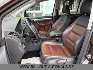 Volkswagen Touran Highline*2.HAND*KLIMA*NAVI*TEMPO*AHK*SHZ* - bilder 8