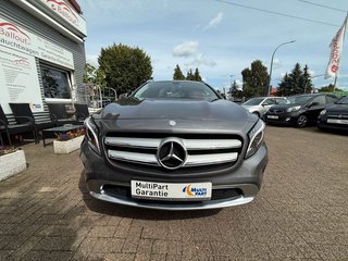 Mercedes-Benz GLA 200*2.HAND*AMG-PAKET*NAVI*BI-XENON* - photo 3