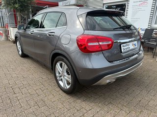 Mercedes-Benz GLA 200*2.HAND*AMG-PAKET*NAVI*BI-XENON* - photo 6