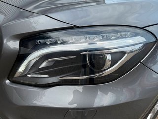 Mercedes-Benz GLA 200*2.HAND*AMG-PAKET*NAVI*BI-XENON* - photo 10