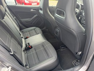 Mercedes-Benz GLA 200*2.HAND*AMG-PAKET*NAVI*BI-XENON* - photo 4