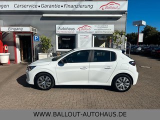 Peugeot 208 Year-old for sale
