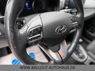 Hyundai i30 cw Trend*1.HAND*KLIMA*NAVI*SPUR*SHZ*KAMERA* - bilder 1