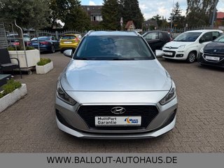 Hyundai i30 cw Trend*1.HAND*KLIMA*NAVI*SPUR*SHZ*KAMERA* - bilder 3