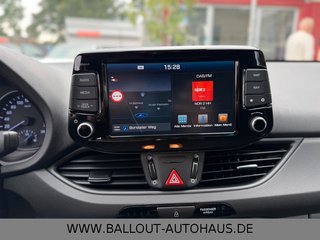 Hyundai i30 cw Trend*1.HAND*KLIMA*NAVI*SPUR*SHZ*KAMERA* - bilder 19