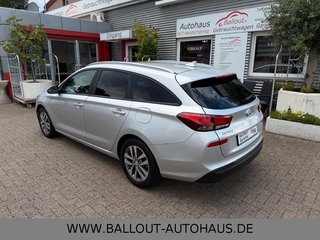 Hyundai i30 cw Trend*1.HAND*KLIMA*NAVI*SPUR*SHZ*KAMERA* - bilder 7