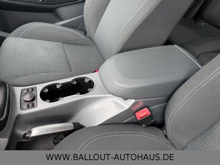Ford C-Max Champions Edition*2.HAND*KLIMA*NAVI*SHZ* - photo 2