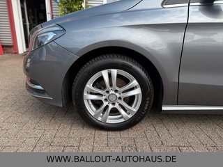 Mercedes-Benz B 180 CDI*KLIMA*NAVI*TEMPO*BI-XENON*SHZ*AHK*PDC* - foto 11