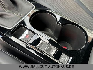 Peugeot 2008 GT*1.HAND*LED*ACC*KAMERA*DIG.COCKPIT* - photo 11