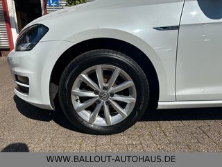 Volkswagen Golf VII Lim. Lounge*1.HAND*KLIMA*AHK*TEMP*EURO6 - bilder 9