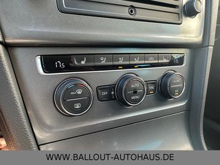 Volkswagen Golf VII Lim. Lounge*1.HAND*KLIMA*AHK*TEMP*EURO6 - bilder 12