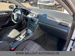 Volkswagen Golf VII Lim. Lounge*1.HAND*KLIMA*AHK*TEMP*EURO6 - bilder 13