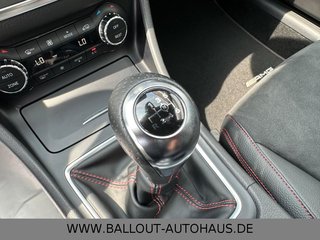 Mercedes-Benz CLA 180*2.HAND*KLIMA*NAVI*PANO*AMG-PAKET*EURO6* - photo 19