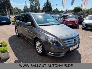 Mercedes-Benz B 180 CDI*2.HAND*KLIMA*NAVI*TEMP*AHK*SHZ*BT*PDC* - foto 4