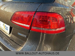 Volkswagen Passat Variant Highline*KLIMA*NAVI*TEMP*AHK*XENO - bilder 10