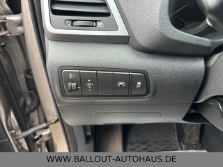 Hyundai TUCSON 2WD*1.HAND*KLIMA*NAVI*TEMP*KAMERA*SHZ*EU6 - bilder 1