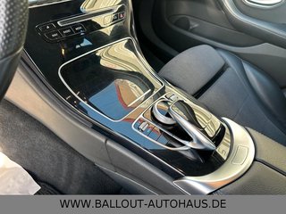 Mercedes-Benz C 250 Lim.CGI*NAVI*LED*TOT*SPUR*AHK*TEMPO* - foto 3