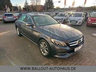 Mercedes-Benz C 250 Lim.CGI*NAVI*LED*TOT*SPUR*AHK*TEMPO* - foto 4