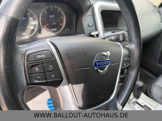Volvo XC 60 Momentum AWD*PANO*KLIMA*NAVI*AHK* - bilder 4
