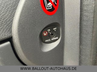 Volvo XC 60 Momentum AWD*PANO*KLIMA*NAVI*AHK* - bilder 12