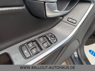 Volvo XC 60 Momentum AWD*PANO*KLIMA*NAVI*AHK* - bilder 21