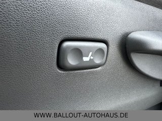 Toyota Land Cruiser 2.HAND*KLIMA*AHK*TEMP*XENON*4X4*SHZ - photo 4