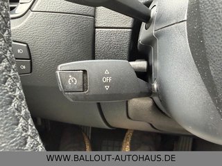 BMW X1 18 d xDrive*KLIMA*NAVI*LEDER*BI-XENON*TEMPO* - bilder 19