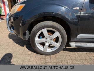 Mitsubishi Outlander 2.4 Intense*KLIMA*TEMPO*AHK*KEY* - foto 13