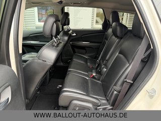 Fiat Freemont Black AWD*7-SITZER*KLIMA*CAM*AHK*TEMP* - bilder 6