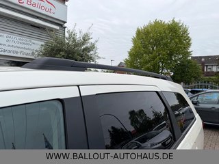 Fiat Freemont Black AWD*7-SITZER*KLIMA*CAM*AHK*TEMP* - bilder 17